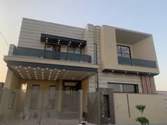 10 Marla Luxury House Available For Sale In Divine Enclave Canal Road