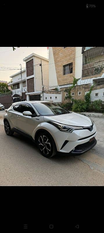 Toyota C-HR 2017 1