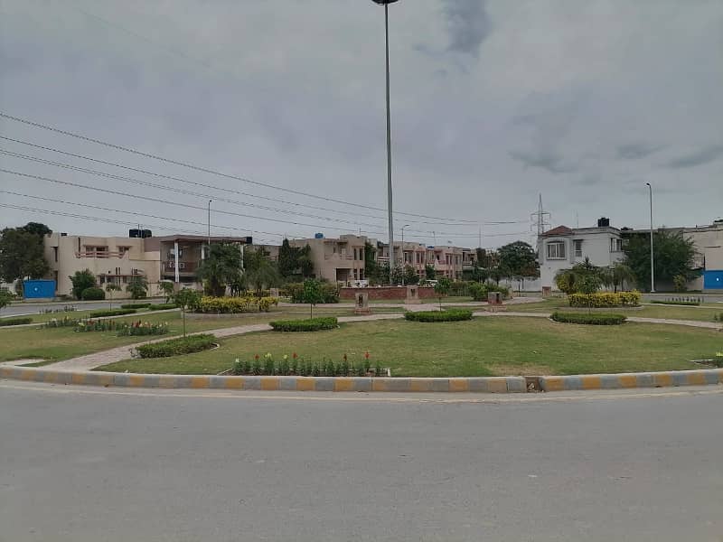 7 Marla Prime Location Plot for SALE in Sector M7 C4 Lake City Lahore Best investment Opportunity 7