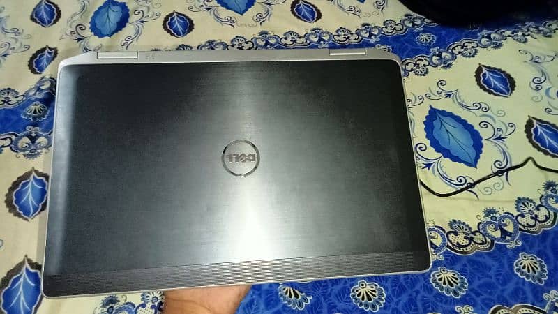 DELL LATITUDE E6320 0