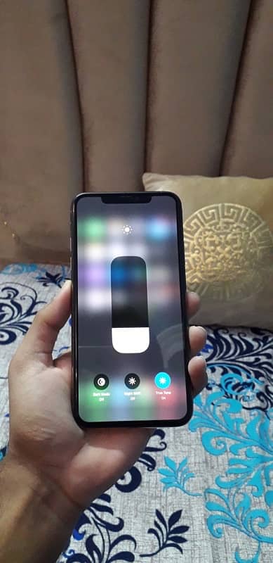 IPHONE 11 PRO MAX JV 64GB 5