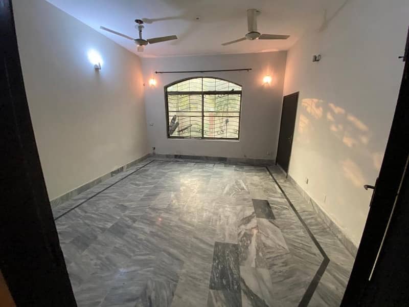 12,5 Marla Lower Portion For Rent F2 Block Johar Town 11