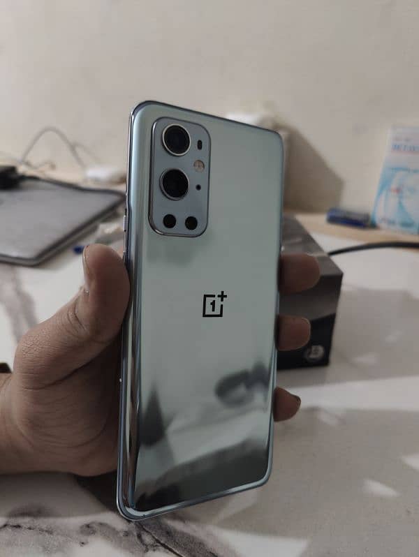 OnePlus 9 pro 0