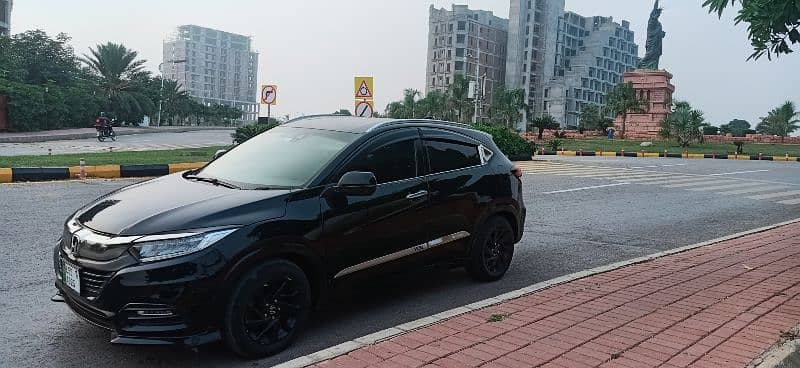 Honda Vezel 2014 1