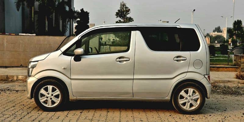 Suzuki Wagon R 2018 1