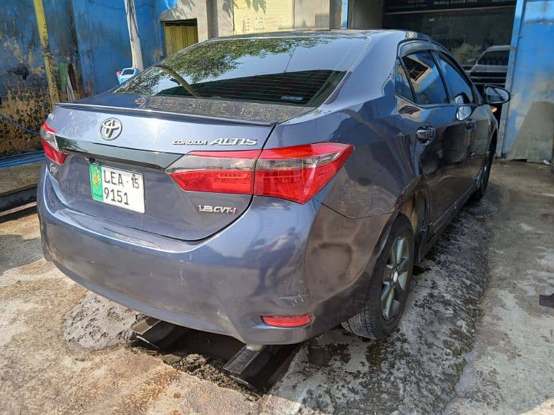 Toyota Altis Grande 2015 11