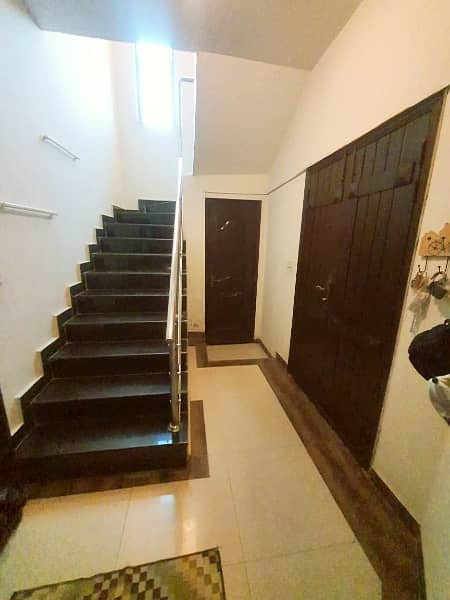 12 Marla Better Condition House For Rent in Askari 11 Lahore Near All Facilities & RingRoad 9