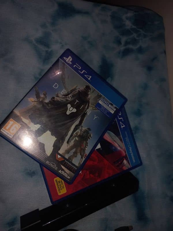 PS4 Games and Camera 2