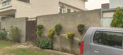 1 kanal plot pcsir staff society E block facing park for sale 0