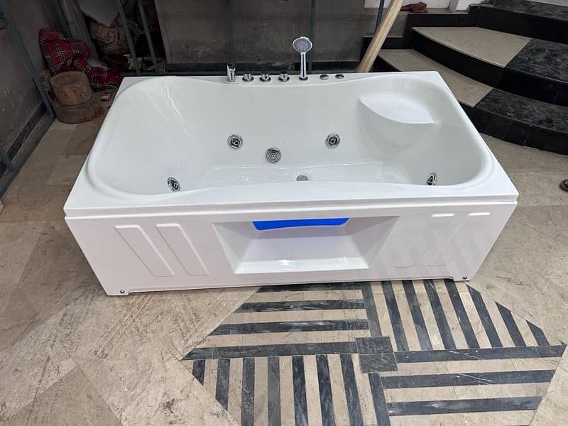 whirlpool /bathtub /jaccuzi /automatic 3