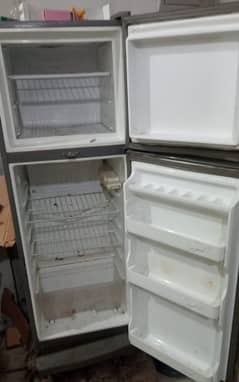 Dawlance Refrigerator