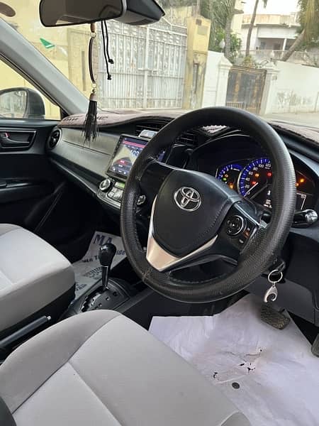 Toyota Corolla Axio 2016 3