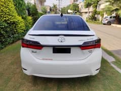 Toyota Corolla Altis Grande 1.8 CVT 1.8 full option scratchless