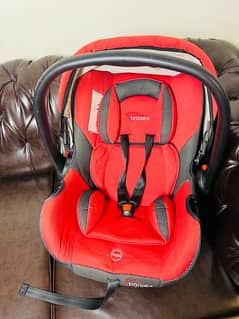 Baby cot + Car seat ( Tinnies Brand ]  Original