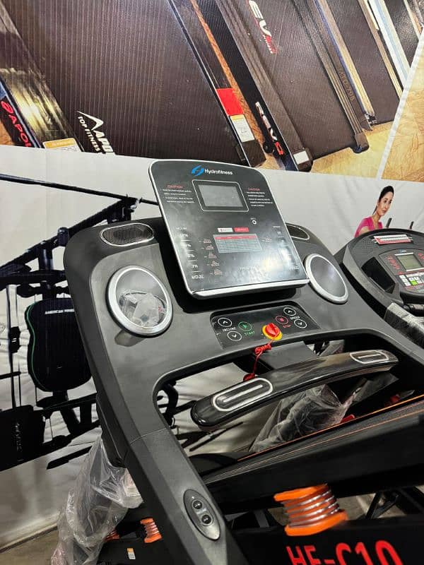 LifeFitness Treadmills / SemiCommercial Treadmills/Domestic Treadmills 18