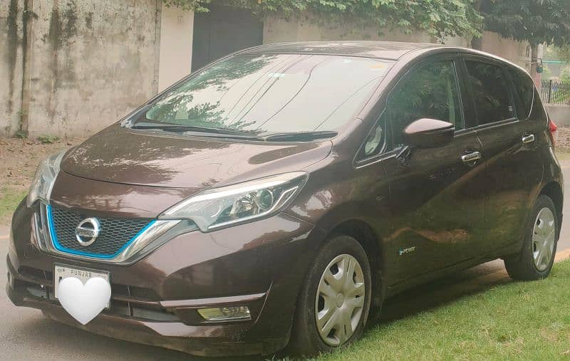 Nissan Note E Power 2017 1