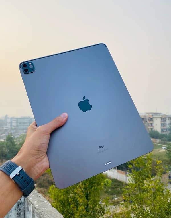 ipad Pro 12.9 inch 256gb 2