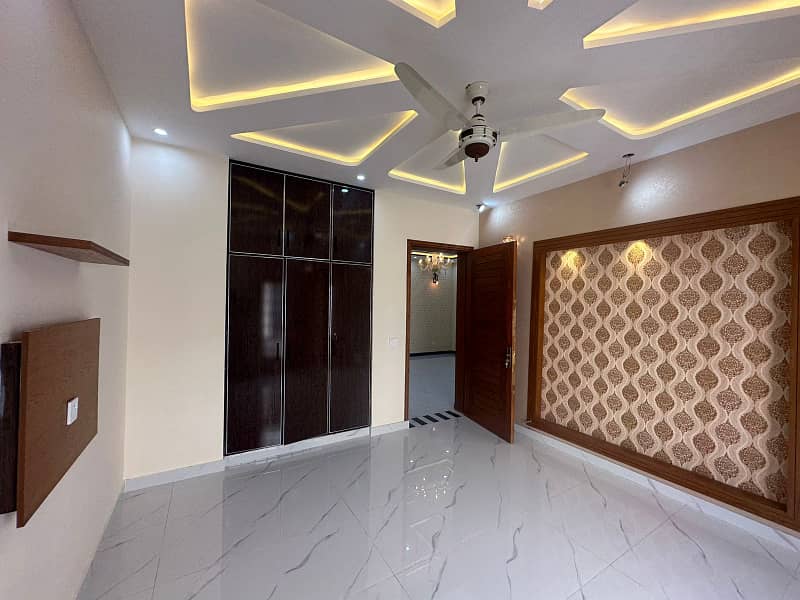 Brand New House for Sale in Sector C Bahria Town, Lahore. 14