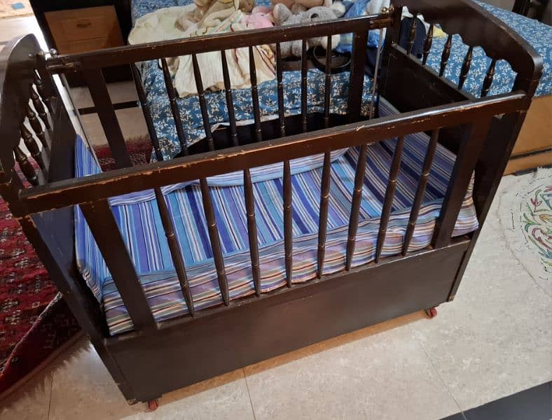 Wooden Baby Cot for Sale 0