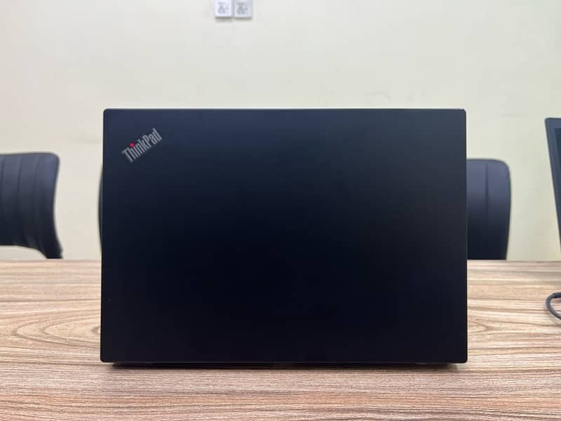 Lenovo ThinkPad X390 i5-8th gen 8/256gb ssd slim&smart laptop for sal 7