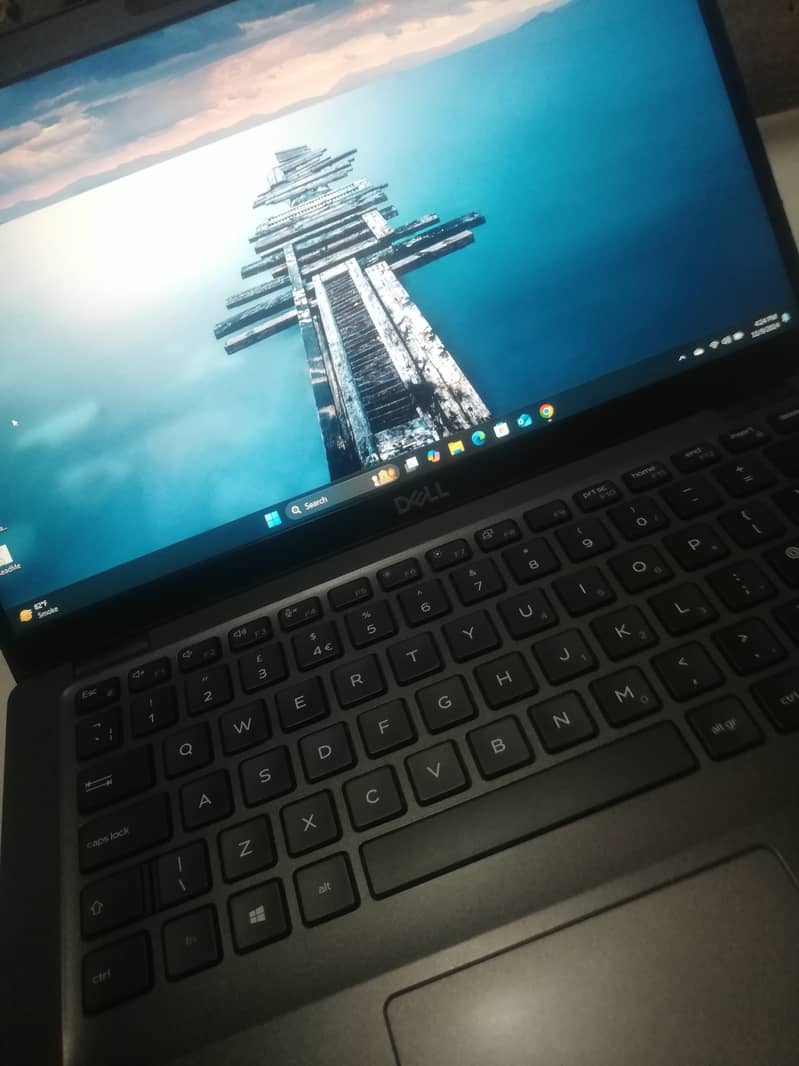 Dell Latitude 5400 i7 8th gen 5