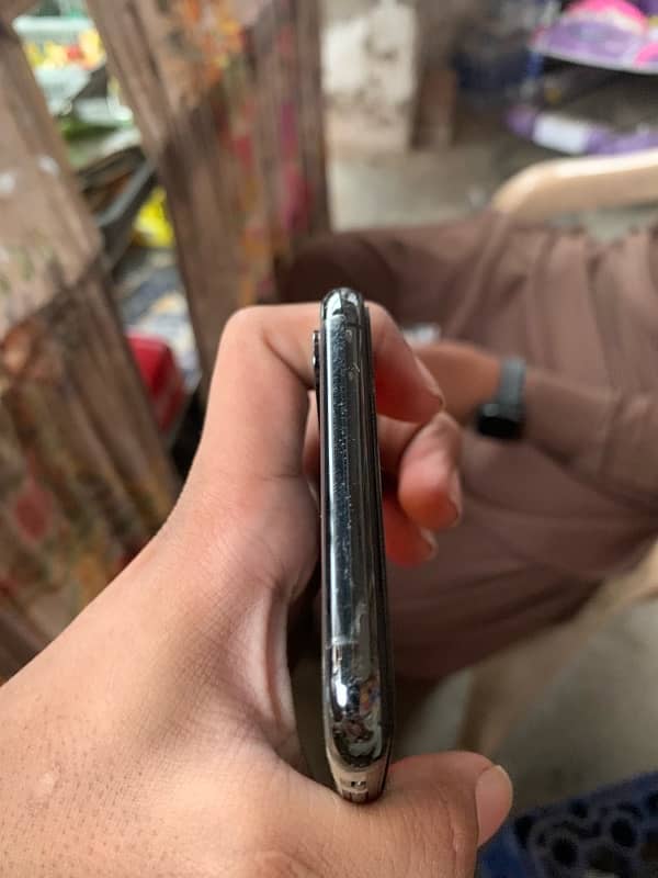 iphone xs max black 7