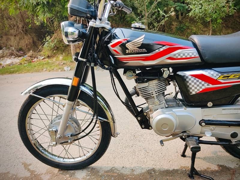 Honda CG 125 8