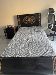 WOODEN BED SET