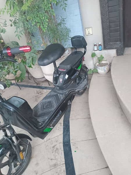 home used scooty 2