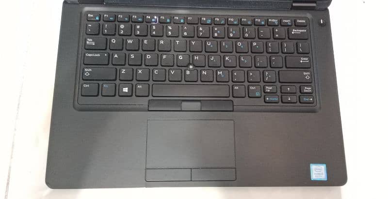 Dell Latitude 5490 i5 8th Generation 8/256 with new original battery 1