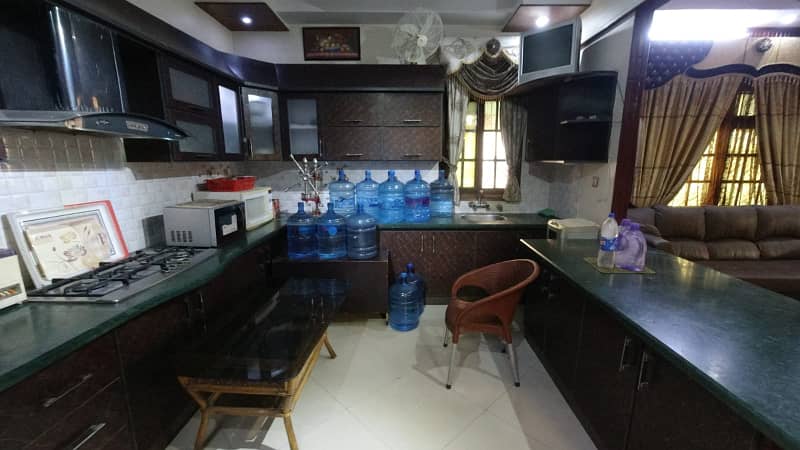 PORTION FOR SALE IN GULSHAN-E-IQBAL BLOCK-7 8