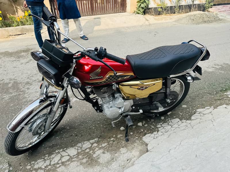 Honda CG 125 Special Edition 2024 2