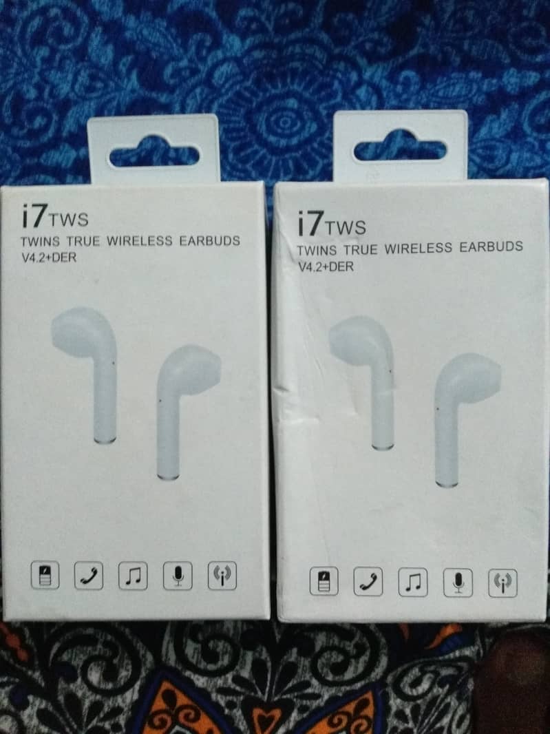 Wireless Chargable Earbuds Diffrent Verity Talk Time 6 Hrs Brand New 6