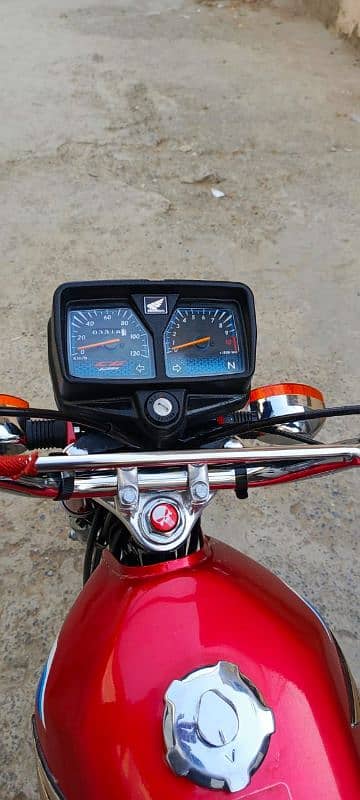 Honda 125 2024 model 14