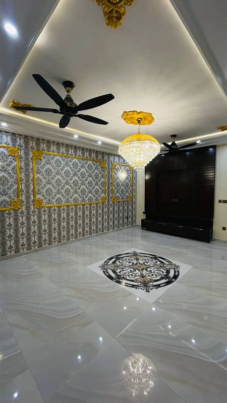 Brand New 10 Marla House for Sale in Johar Block 3