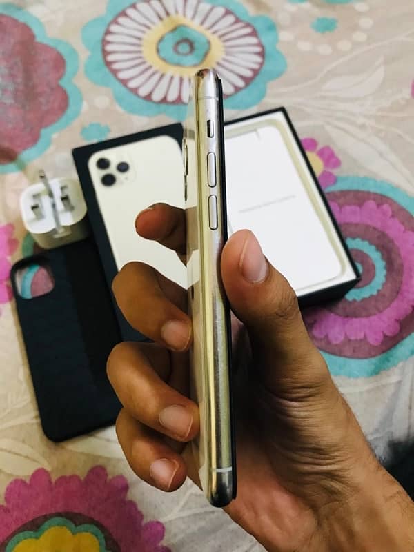 iphone 11 pro pta approved 3