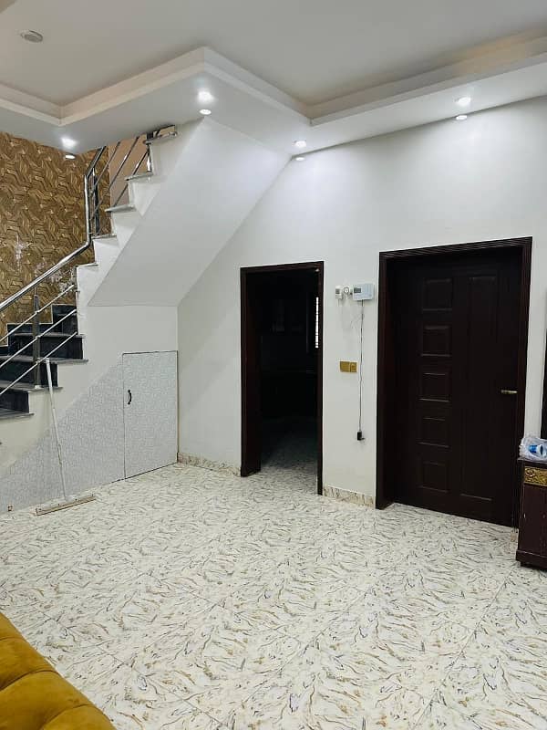 Brand New 5 Marla House for Sale in Hussain Ext. Block, Bahria TOwn, lahore 19