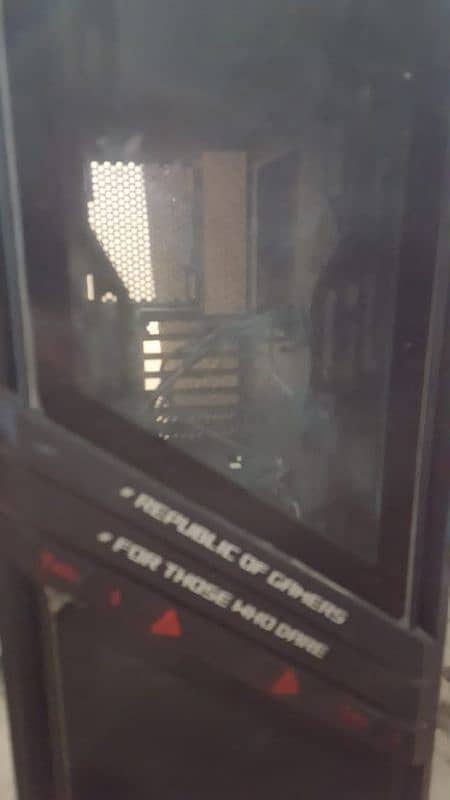 Pc casing Tempered Glass. Mid tower 8