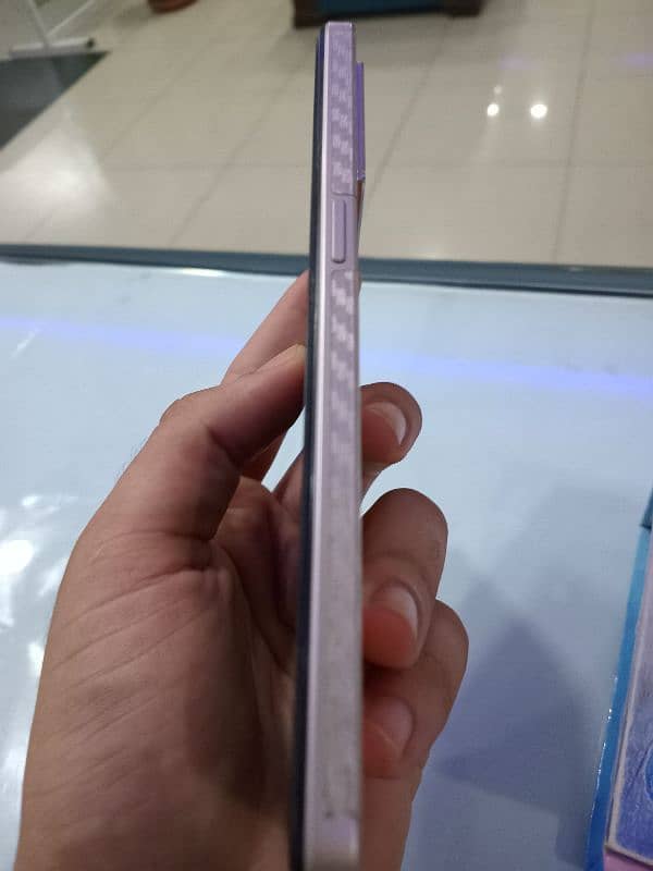 oppo f21 pro used like new 3