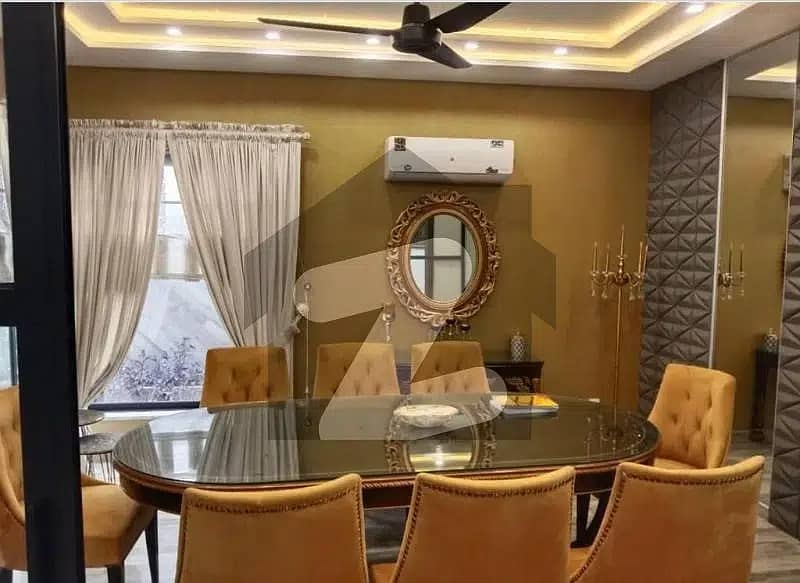 Lavish Furnished Bungalow For Sale At Abdullah Garden Canal Road Faisalabad 14