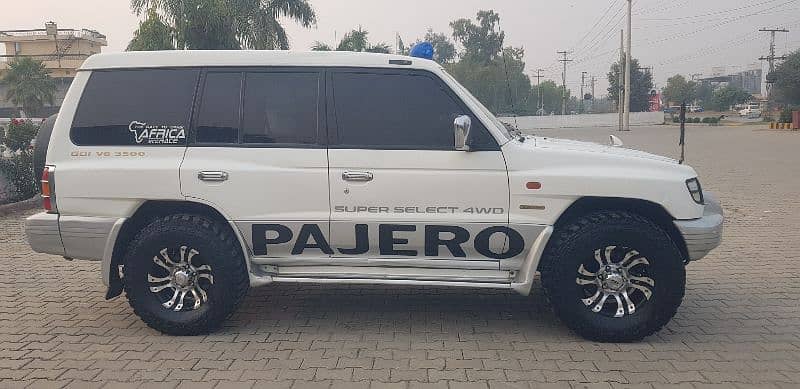 Mitsubishi Pajero 1998 2