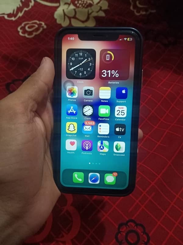 i phone xr 256gb update 18.1   all ok ufphone sim warking 6