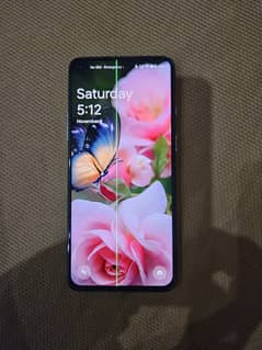 Oneplus 8t like new except green line in screen