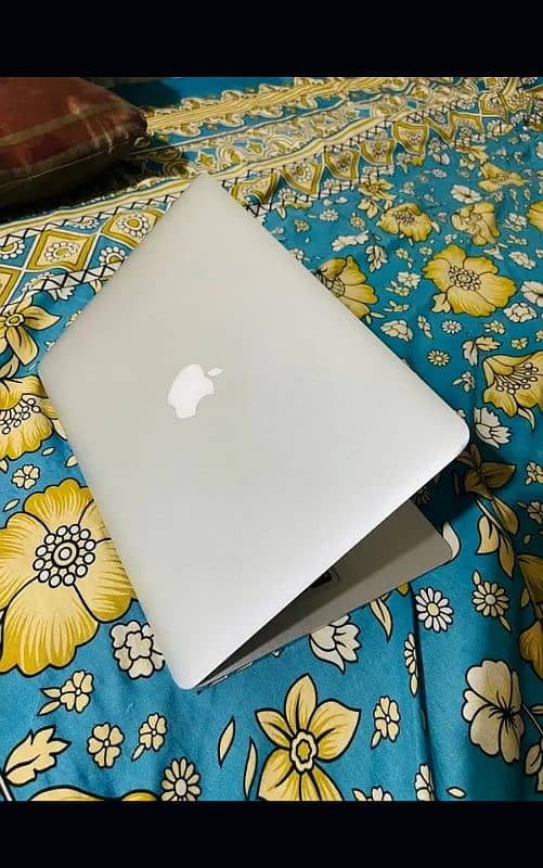 apple macbook air 2011 5