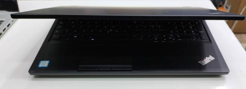 *Lenovo Thinkpad P52 Core™ i7 8th* Generation 1