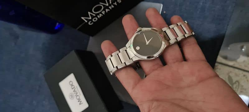 Movado DEFIO  Gents wrist watch Sapphire crystal. Far Better than Rado 15