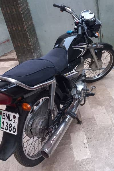 yamaha junoon 100 cc 11