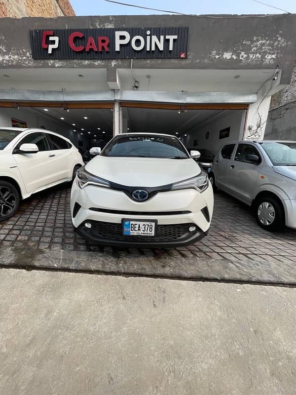 Toyota C-HR 2018 1