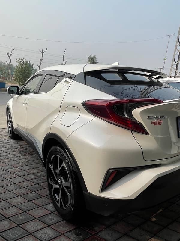 Toyota C-HR 2018 7