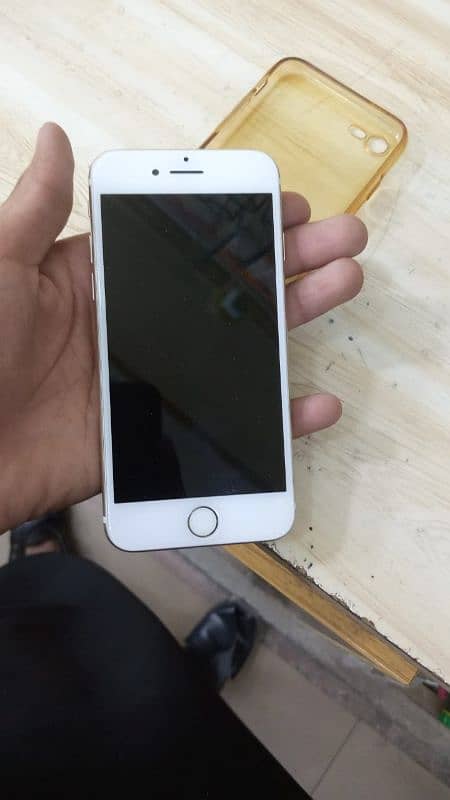 iPhone 7 128Gb 1